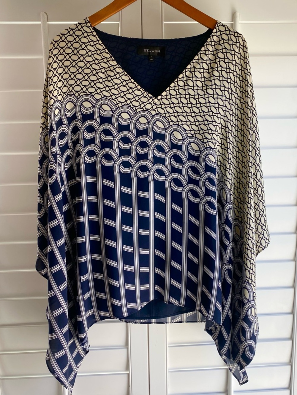 St. John 100% Silk Blouse Size Small Navy Cream Geometric Print Poncho Style Top